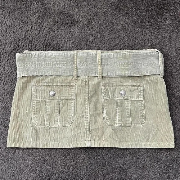 Y2k hollister micro mini skirt - Picture 3 of 4